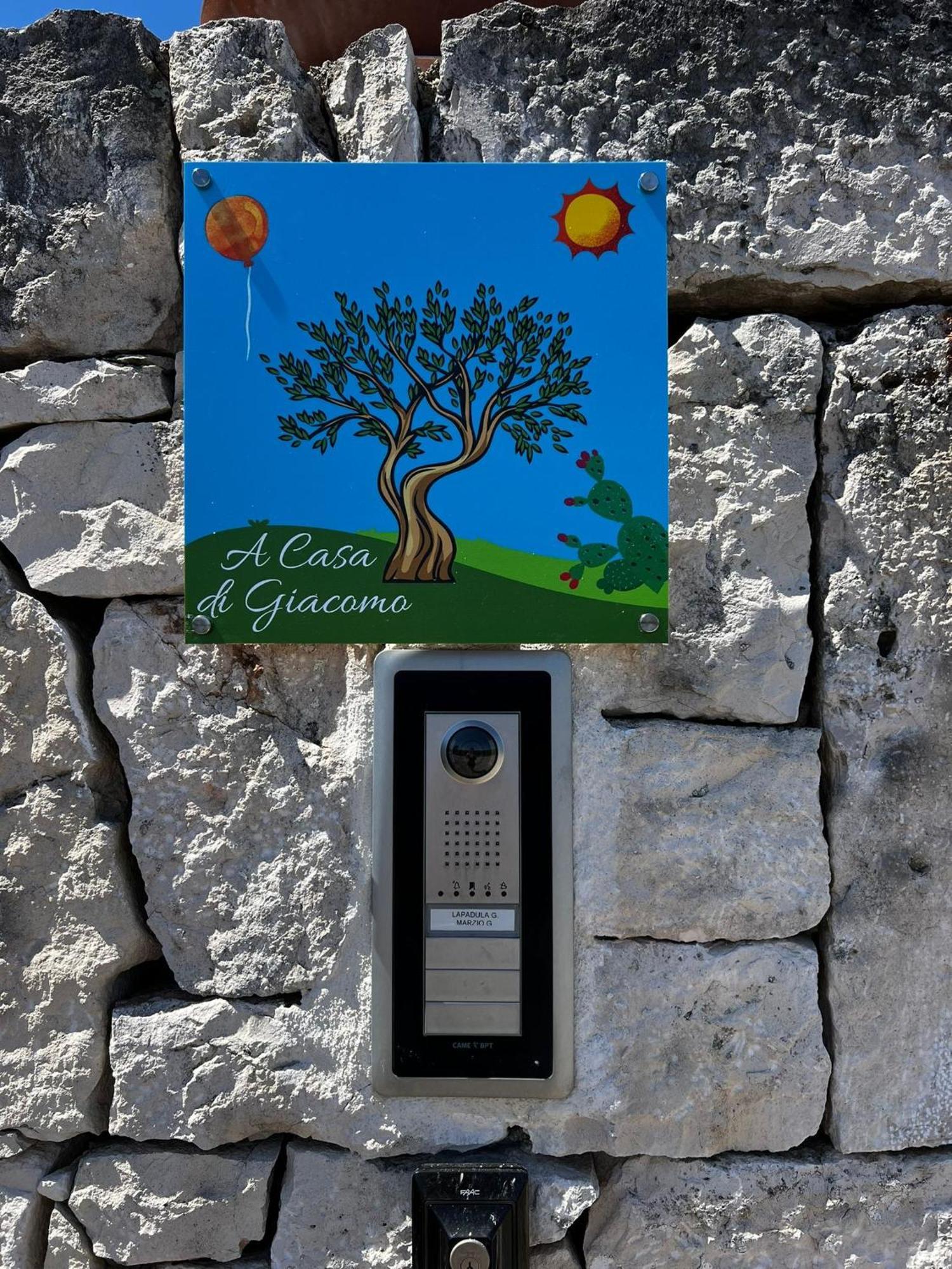 אוסטוני A Casa Di Giacomo מראה חיצוני תמונה